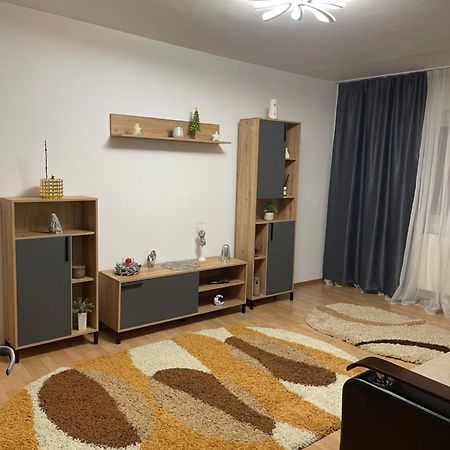 Apartament Petroşani Eksteriør billede