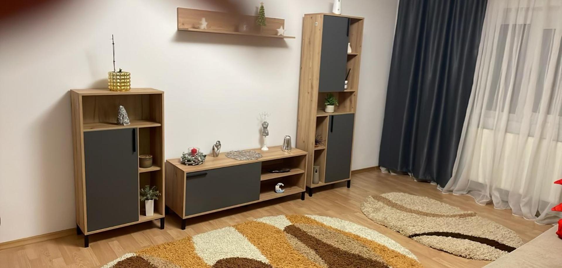 Apartament Petroşani Eksteriør billede