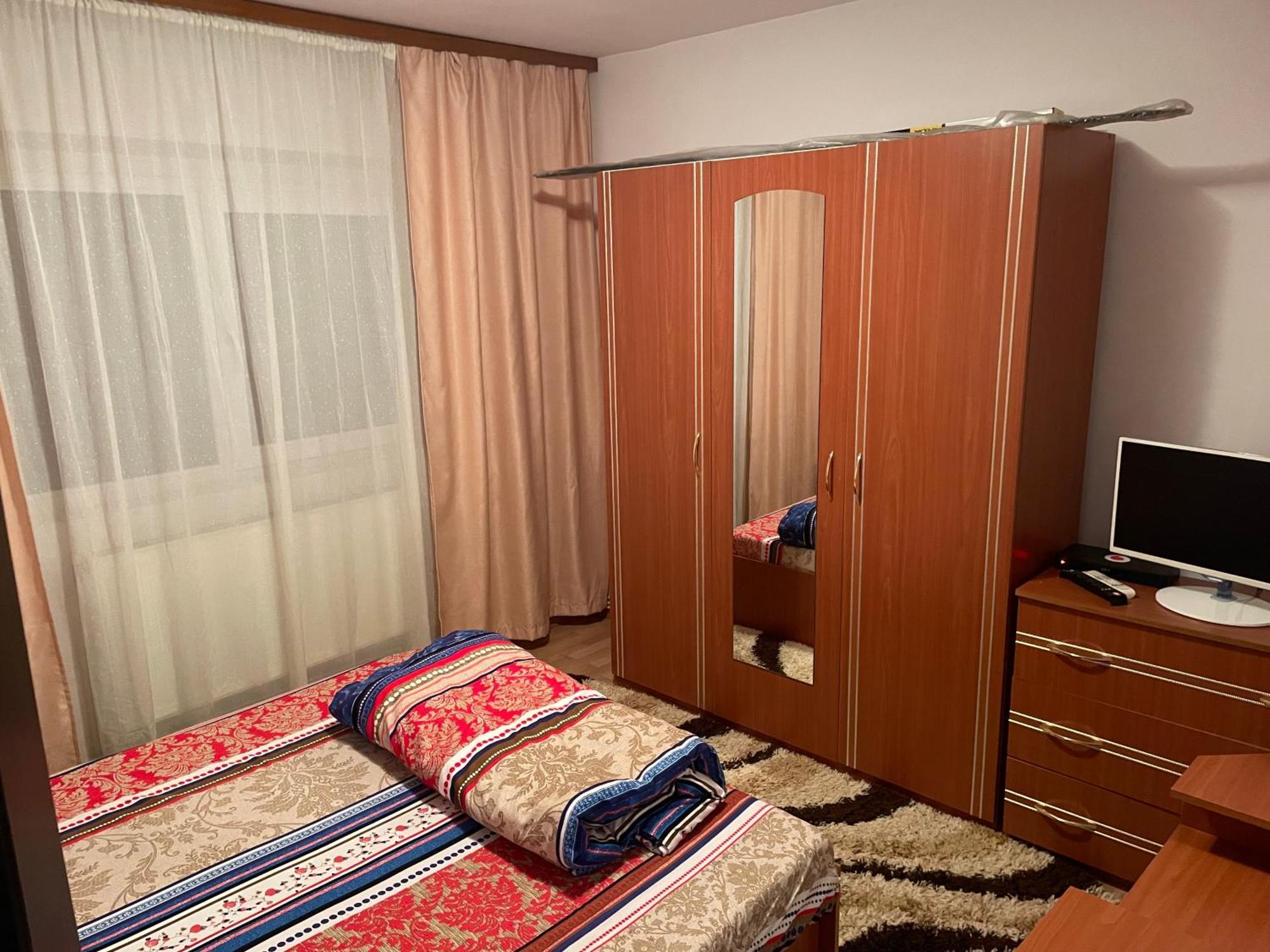 Apartament Petroşani Eksteriør billede